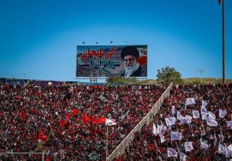 هواداران تراکتور رکورد گینس را شکستند