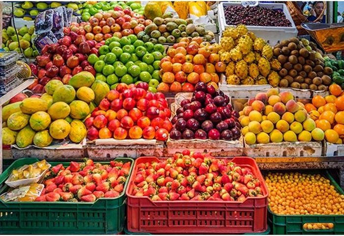 فروش میوه های گندیده لابلای میوه های سالم، اجحاف در حق مردم